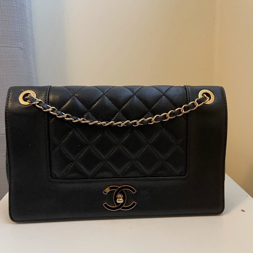 ❌SOLD❌Chanel Mademoiselle flap bag